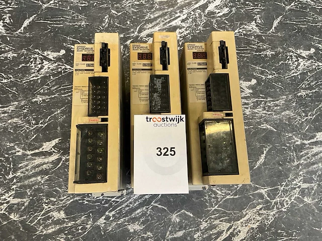 Omron 3g3sv-bb007-e frequentieregelaar (3x) - afbeelding 2 van  8