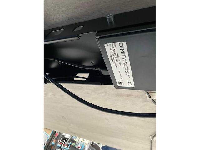 Omt elektrisch zit-sta bureau 240x120 - afbeelding 9 van  9
