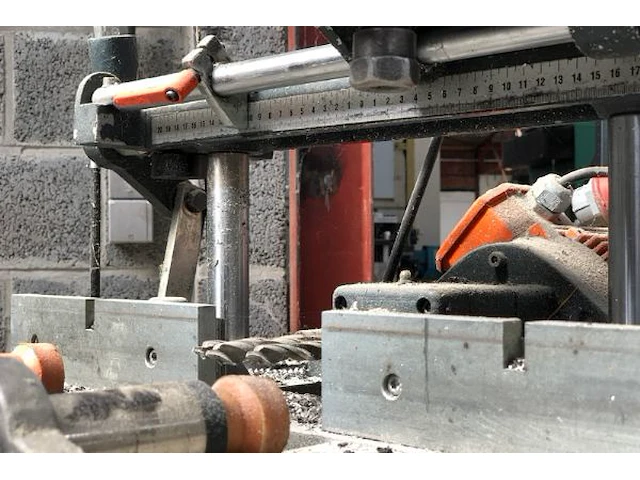 Omurzak kopieer/aftapmachine - afbeelding 6 van  6