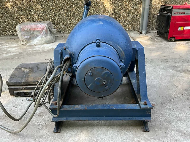Onan gmwc6-255 stroomgenerator tractor - afbeelding 1 van  10