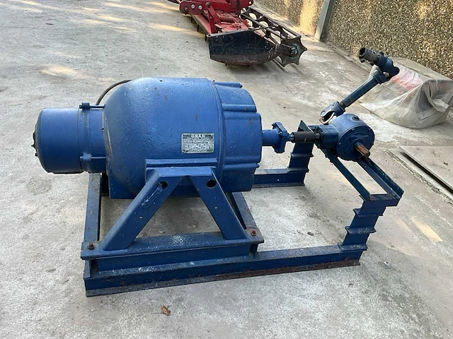 Onan gmwc6-255 stroomgenerator tractor - afbeelding 7 van  10
