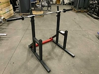 Onbekend barbell rek krachtstation - afbeelding 1 van  3