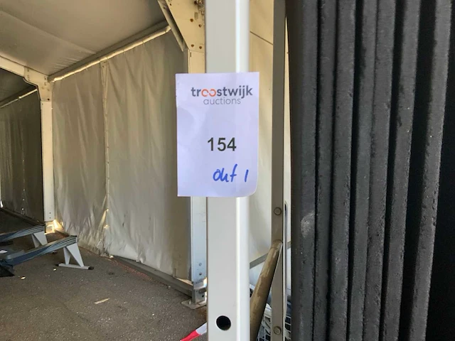 Onbekend matten met rek krachtstation - afbeelding 4 van  5