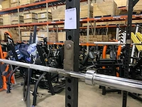Onbekend squat rek met stang krachtstation - afbeelding 3 van  4