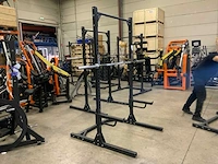 Onbekend squat rek met stang krachtstation - afbeelding 4 van  4