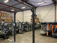 Onbekend squat rek met stang krachtstation - afbeelding 1 van  4