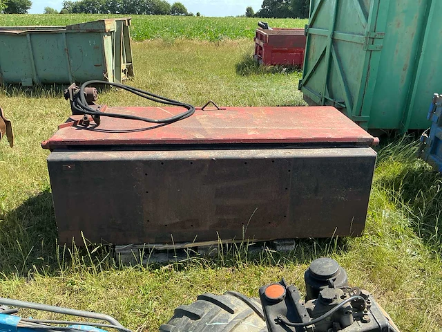 Onbekend veegmachine straatveegmachine - afbeelding 4 van  9