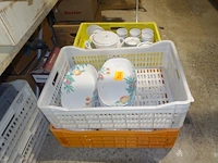 Onbreekbaar servies in lot - afbeelding 2 van  2