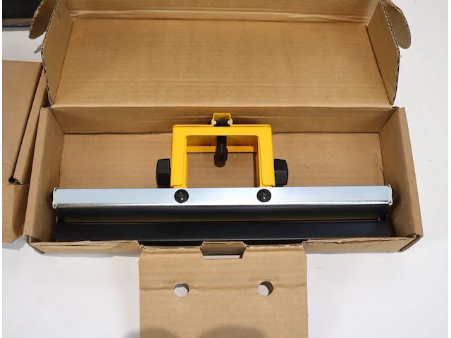Onderdelen dewalt geleider - afbeelding 2 van  6
