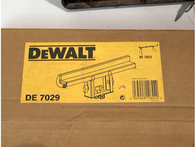 Onderdelen dewalt geleider - afbeelding 3 van  6
