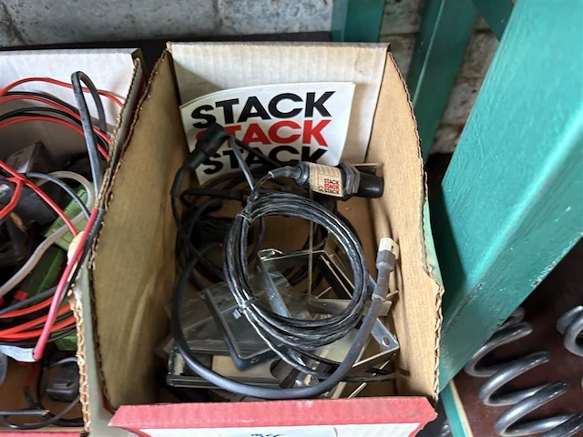 Onderdelen/ sensoren stack - afbeelding 2 van  2