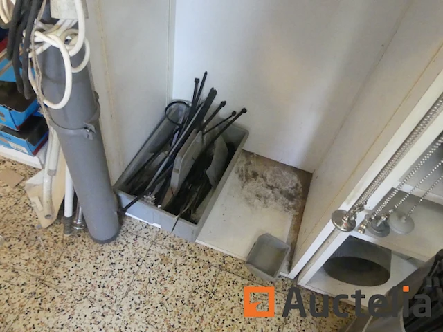 Onderdelen voor ventilatie, fumistery, sanitair, etc. - afbeelding 7 van  19