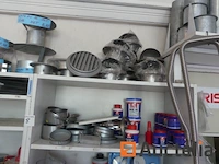 Onderdelen voor ventilatie, fumistery, sanitair, etc. - afbeelding 15 van  19