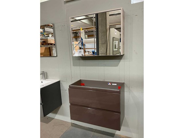 Onderkast sanijura + spiegelkast - afbeelding 2 van  7