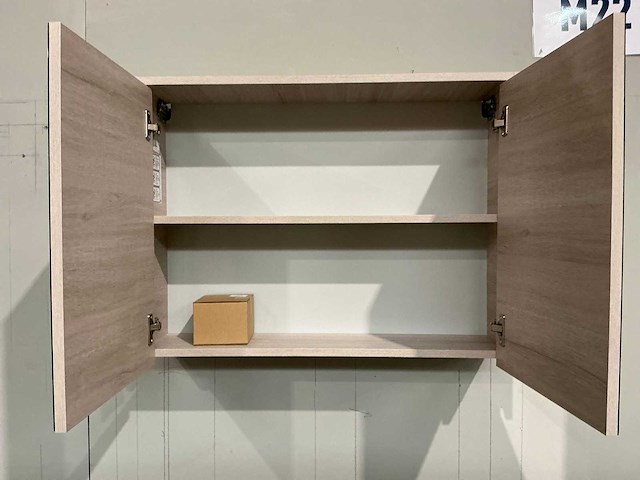 Onderkast sanijura + spiegelkast - afbeelding 6 van  7