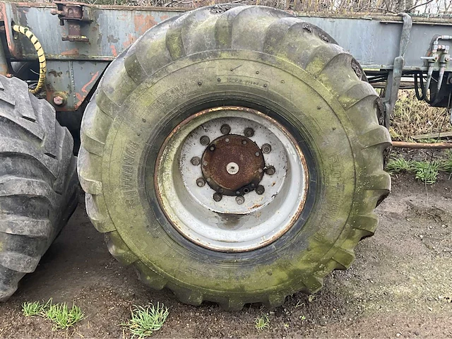Onderstel van silagewagen dezeure m33 - afbeelding 6 van  21