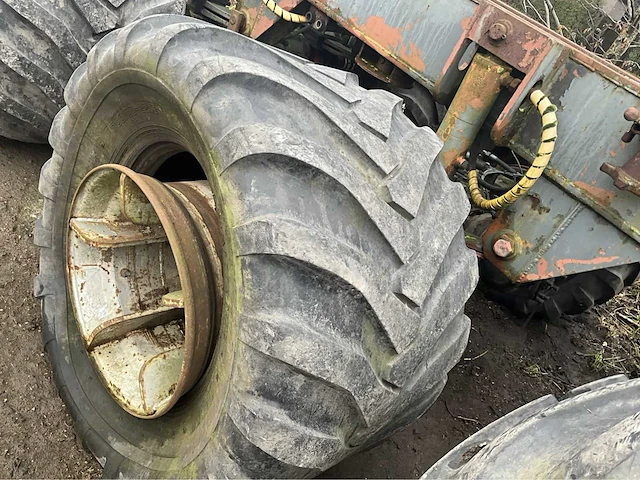Onderstel van silagewagen dezeure m33 - afbeelding 12 van  21