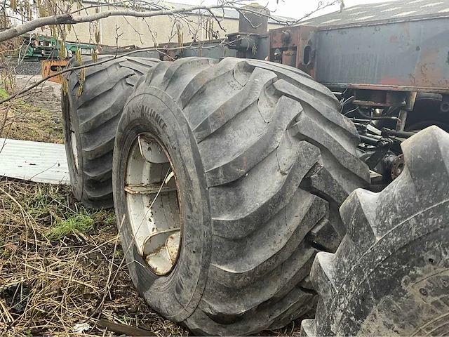 Onderstel van silagewagen dezeure m33 - afbeelding 16 van  21