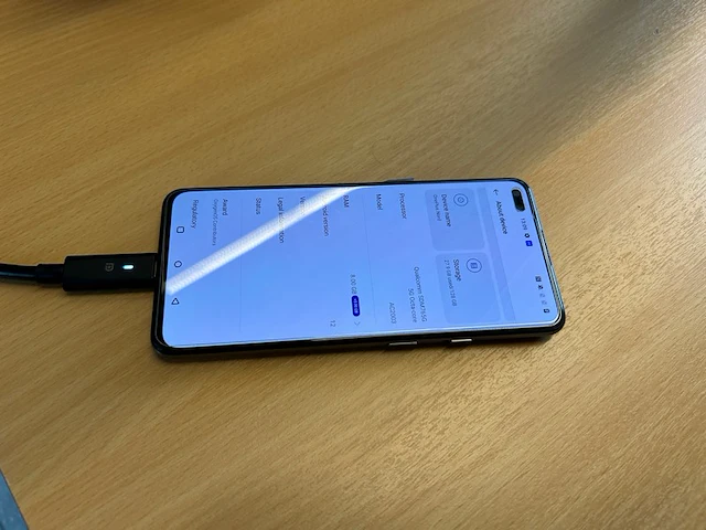One plus gsm - afbeelding 1 van  9
