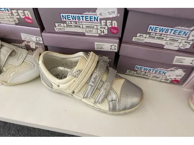 Ong 120 paar kinderschoenen - afbeelding 5 van  8
