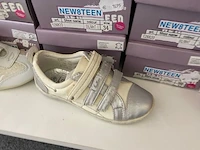 Ong 120 paar kinderschoenen - afbeelding 5 van  8