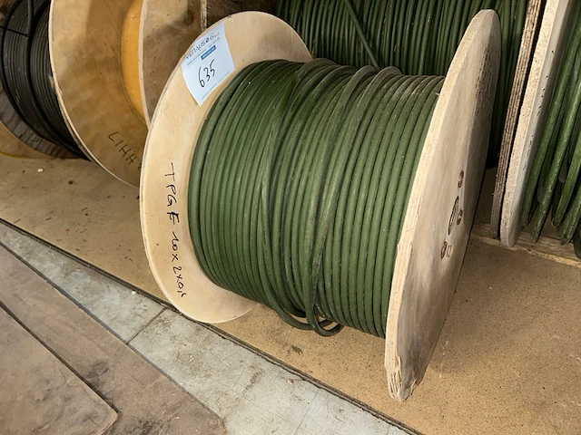 Ong 150 m kabel op rol - afbeelding 1 van  4