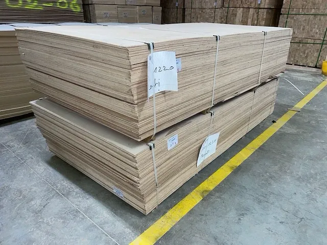 Ong 180 meranti platen 5 mm dikte - afbeelding 1 van  4