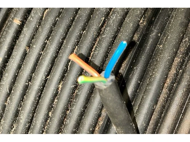 Ong 250 m kabel op rol - afbeelding 2 van  2