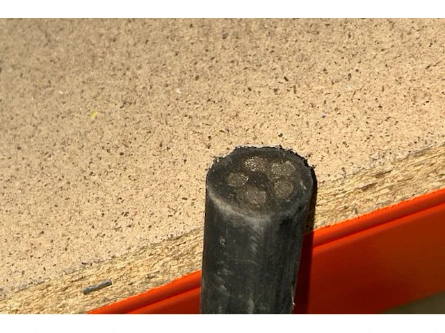 Ong 30 m kabel op rol - afbeelding 2 van  2