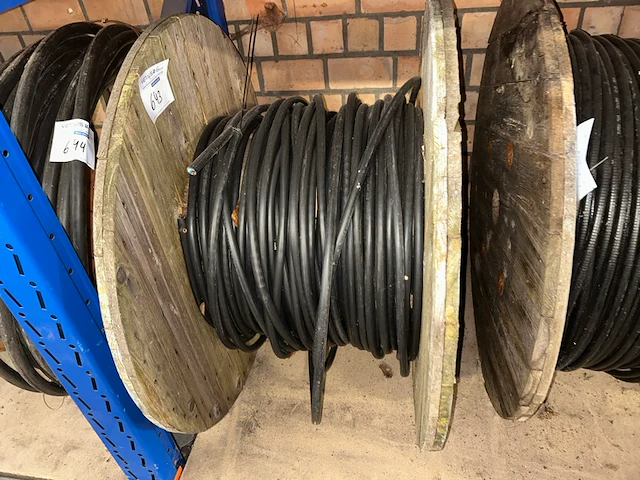 Ong 50 m kabel op rol - afbeelding 1 van  3