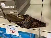 Ong 65 paar damesschoenen - afbeelding 2 van  8
