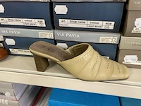 Ong 65 paar damesschoenen - afbeelding 3 van  8