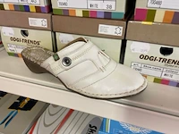 Ong 65 paar damesschoenen - afbeelding 4 van  8