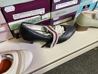 Ong 65 paar damesschoenen - afbeelding 5 van  5