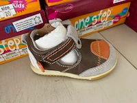 Ong 65 paar kinderschoenen - afbeelding 3 van  6