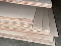 Ong 65 plywood platen + 8 multiplexplaten - afbeelding 3 van  3