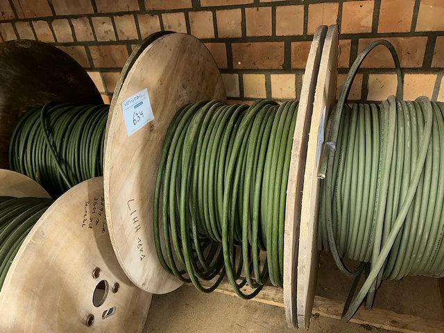 Ong 75 m kabel op rol - afbeelding 1 van  3