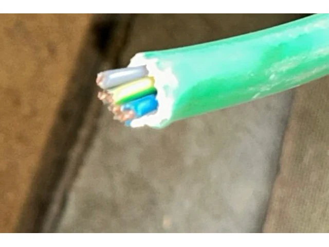 Ong 80 m kabel op rol - afbeelding 2 van  4