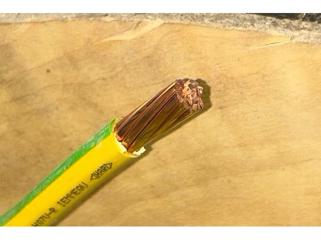 Ong 80 m kabel op rol - afbeelding 2 van  3