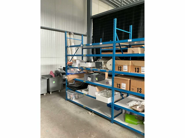 Ongeveer 17 lpm magazijnstelling - afbeelding 2 van  7