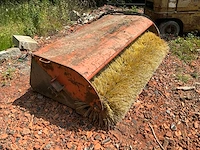 Onkruidborstel hydrolisch - afbeelding 2 van  4