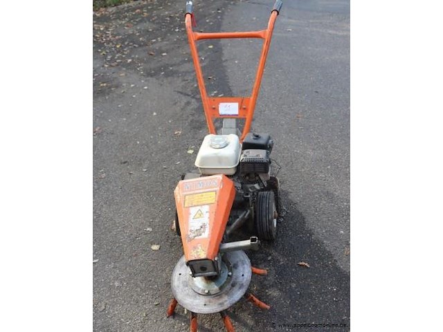 Onkruidborstelmachine nimos - afbeelding 1 van  3