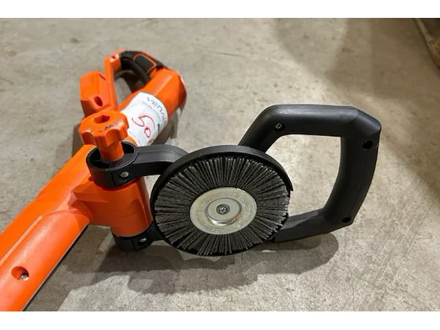 Onkruidveegmachine powerplus - afbeelding 4 van  5
