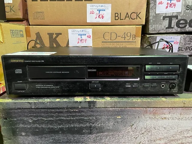 Onkyo cd-speler - afbeelding 1 van  2