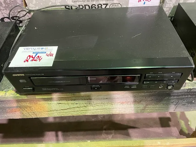 Onkyo cd-speler - afbeelding 1 van  2