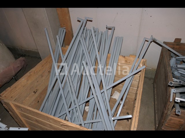 Ontmantelde rekken - afbeelding 5 van  16