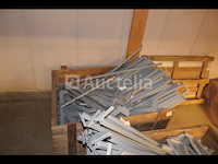 Ontmantelde rekken - afbeelding 8 van  16