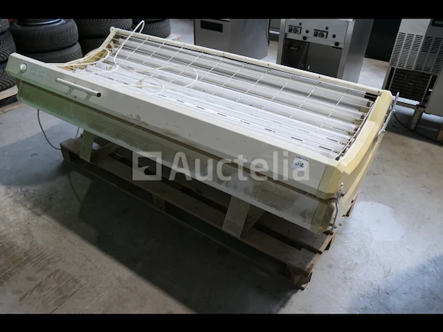 Ontmantelde zonnebank acn systems belgium h360c 00 per - afbeelding 1 van  8