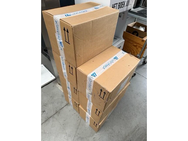 Ontsmetingsmiddeldispensers + ontsmettingsmiddelen - afbeelding 5 van  6