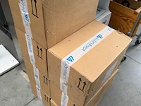 Ontsmetingsmiddeldispensers + ontsmettingsmiddelen - afbeelding 5 van  6